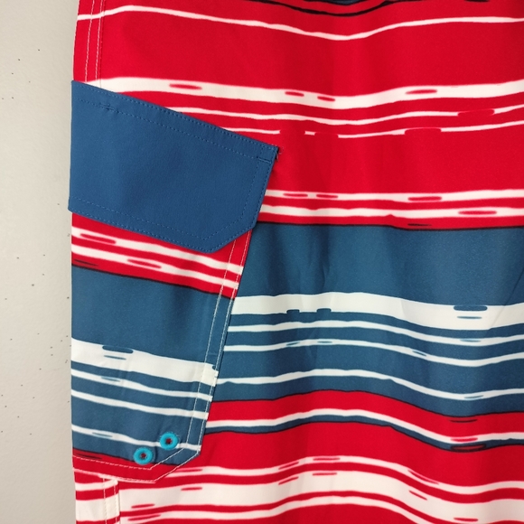 NWOT Under Armour Rd/Wht/Blu Drawstring Waist Hybrid Board Shorts Sz. 38 - Picture 3 of 6